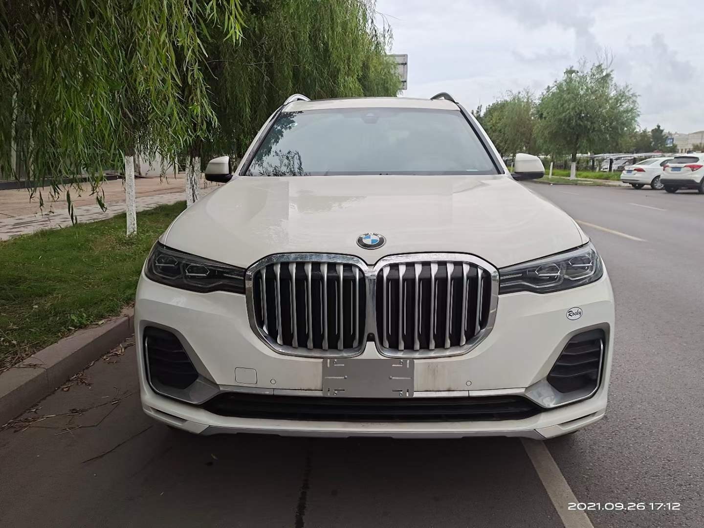2023款宝马X7现车美版落地价商务科技SUV