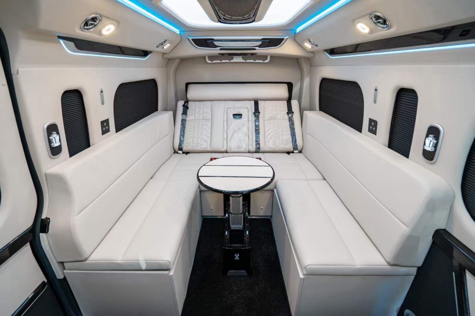 杜兰戈加版最新报价61万起 欢迎前来试驾