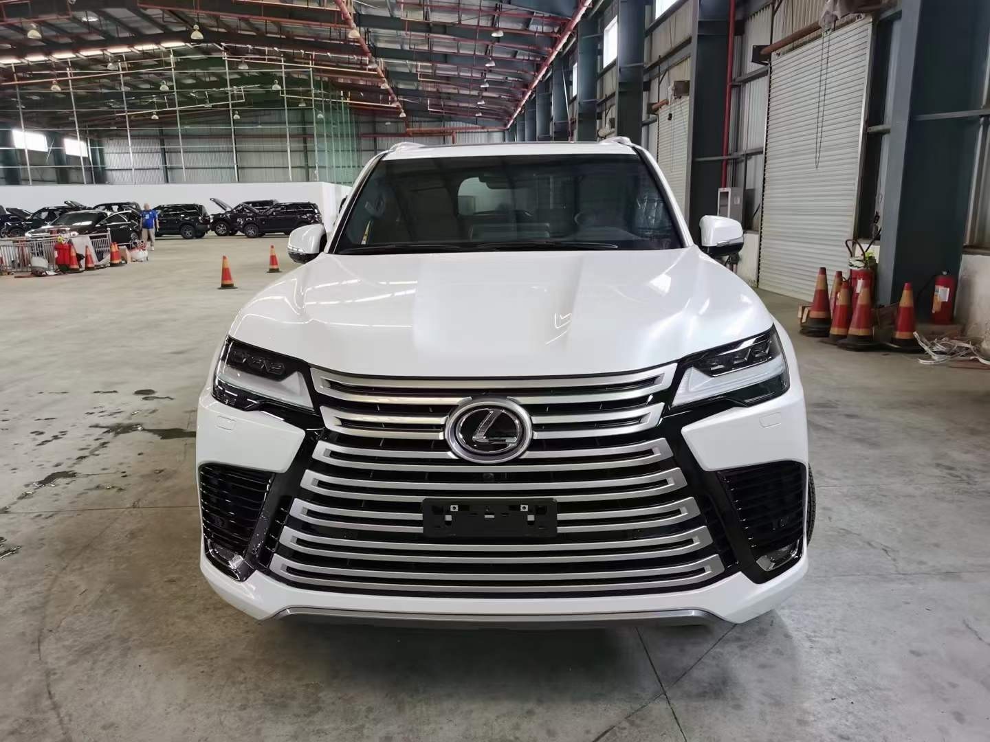 2023款雷克萨斯LX600现车配置价格详情