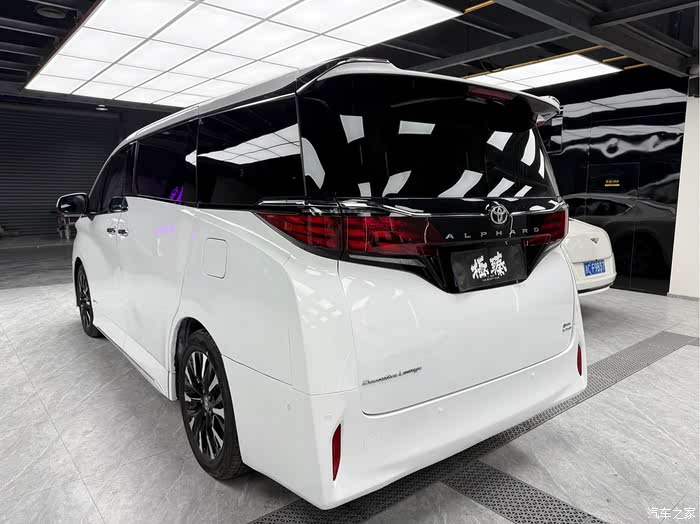 成都埃尔法部分车型优惠9万 最低81万