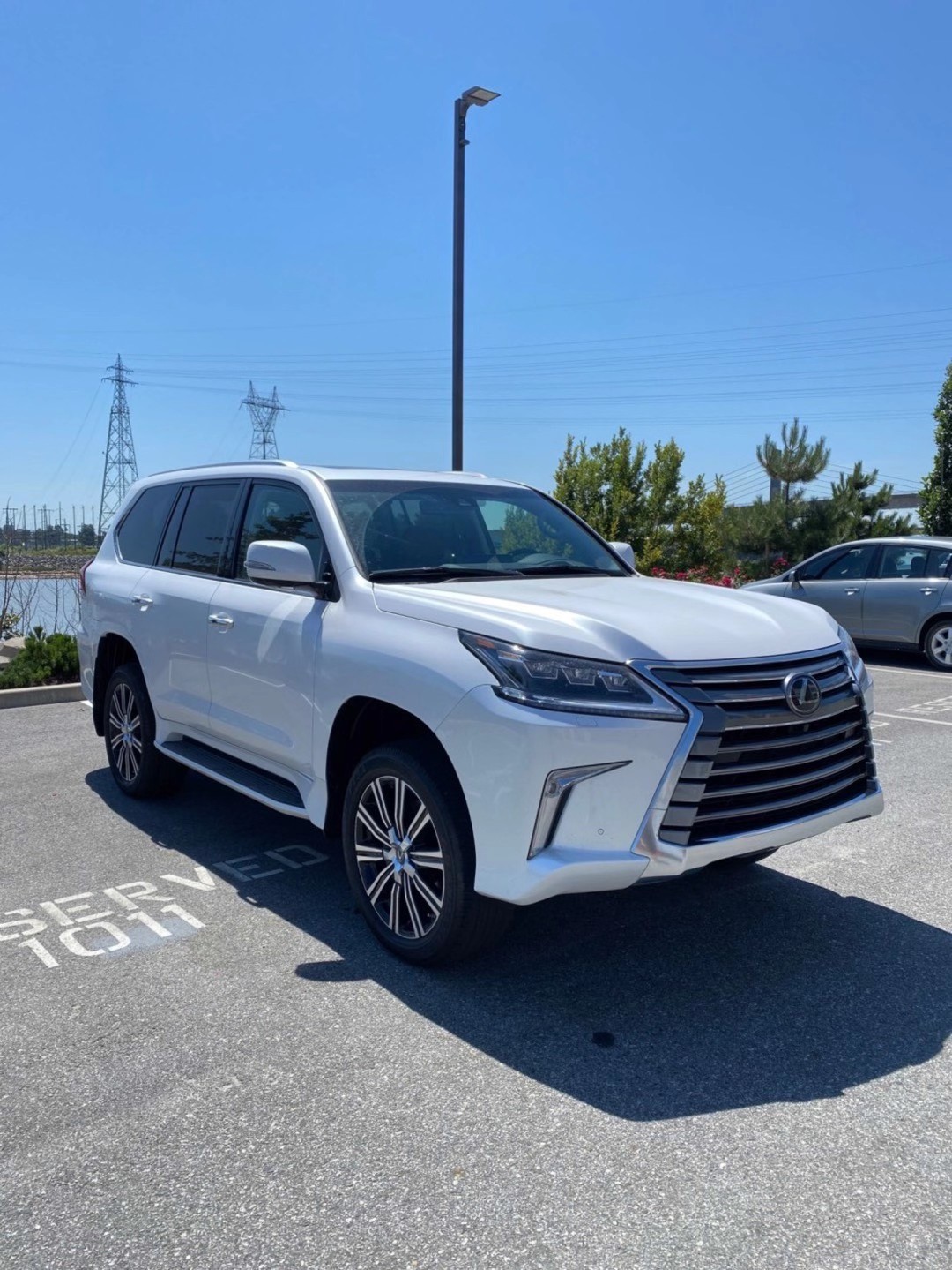 中东版雷克萨斯LX570促销价 配置出色