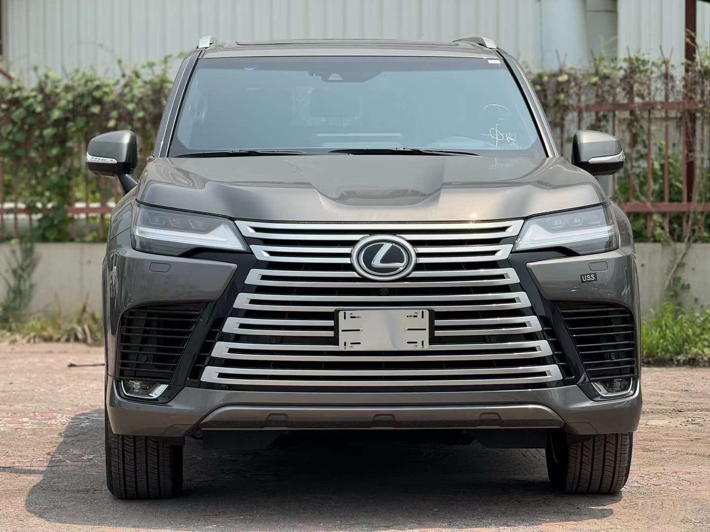全国火热预定车型新款雷克萨斯LX600 可分期