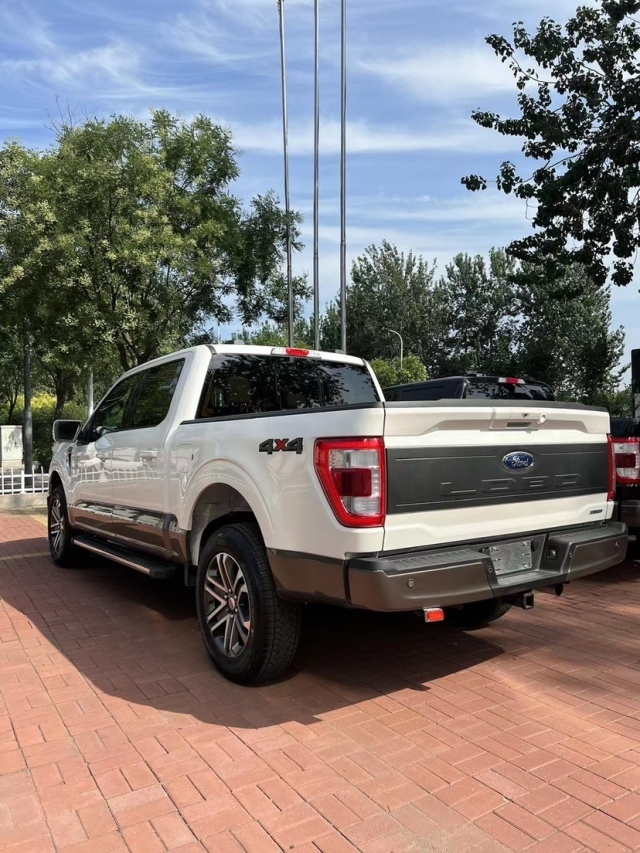 成都福特F-150墨版降价27万 最低57万