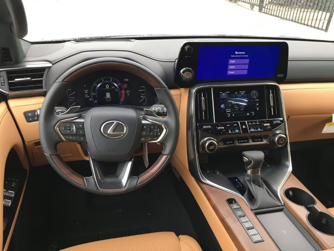 2024款雷克萨斯LX600 双涡轮更性能现车 可分期