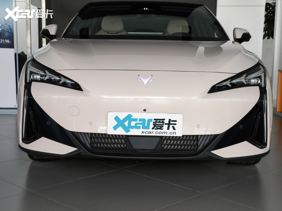 成都极狐 阿尔法S5最新报价11.98万起 最高优惠0.80万