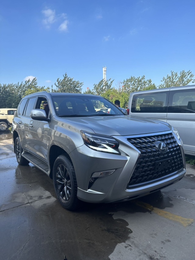 雷克萨斯GX460行情配置 展厅现车90多万起