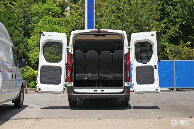 龙泉驿新途EV90报价23.90万起 暂无优惠