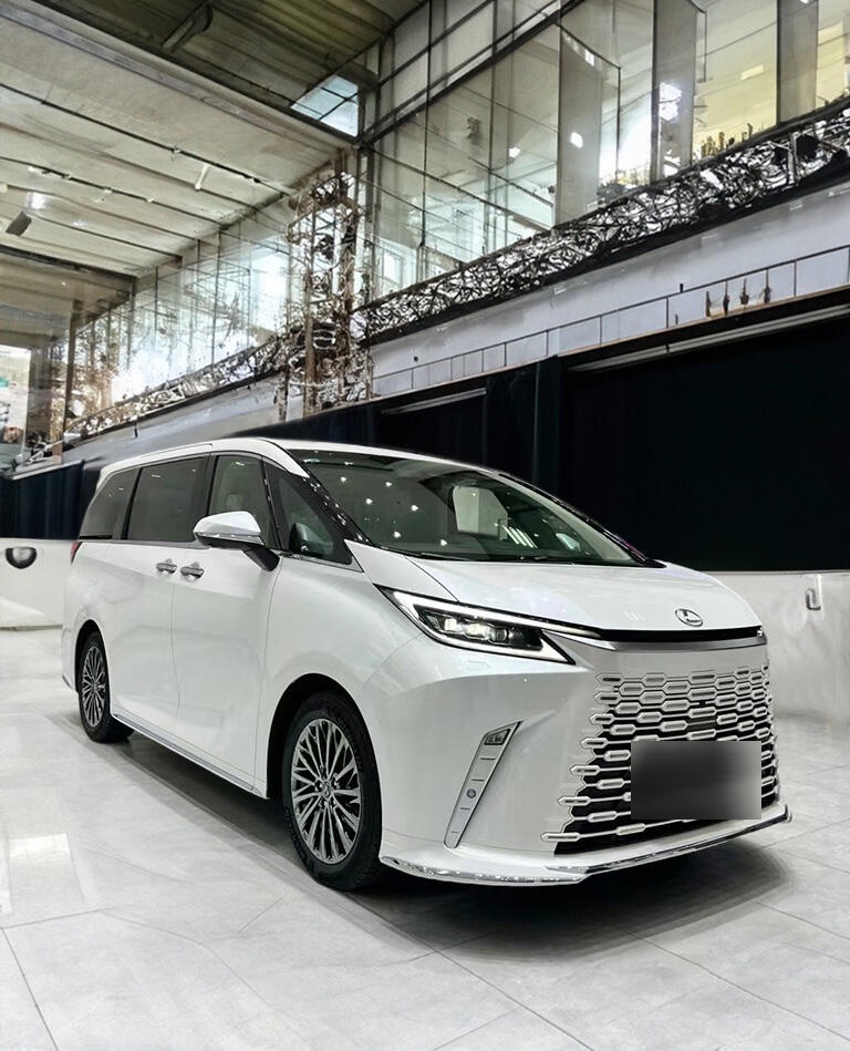 成都雷克萨斯LM最新报价119.90万起 暂无优惠