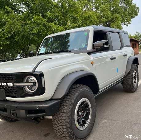 成都平行进口福特烈马运动墨版最高降2万 欢迎试乘试驾