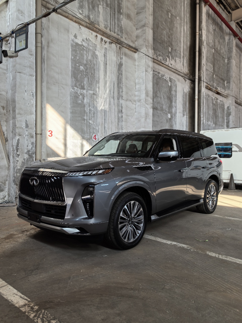 成都英菲尼迪QX80价格119.80万起 暂无优惠