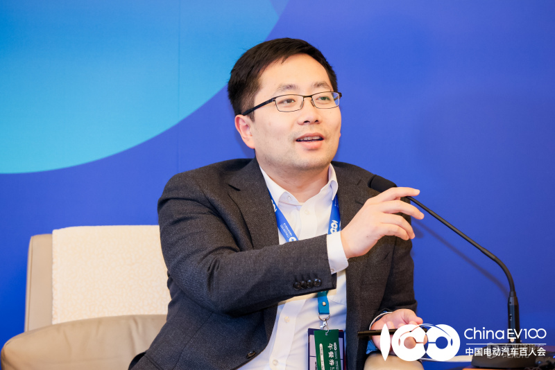 深蓝汽车升帐换帅：邓承浩出任董事长，姜海荣接棒CEO