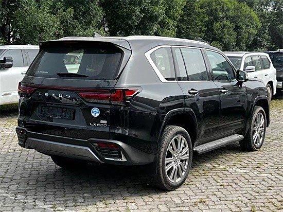 2024款雷克萨斯LX600现车起步价210万 致电享优惠价