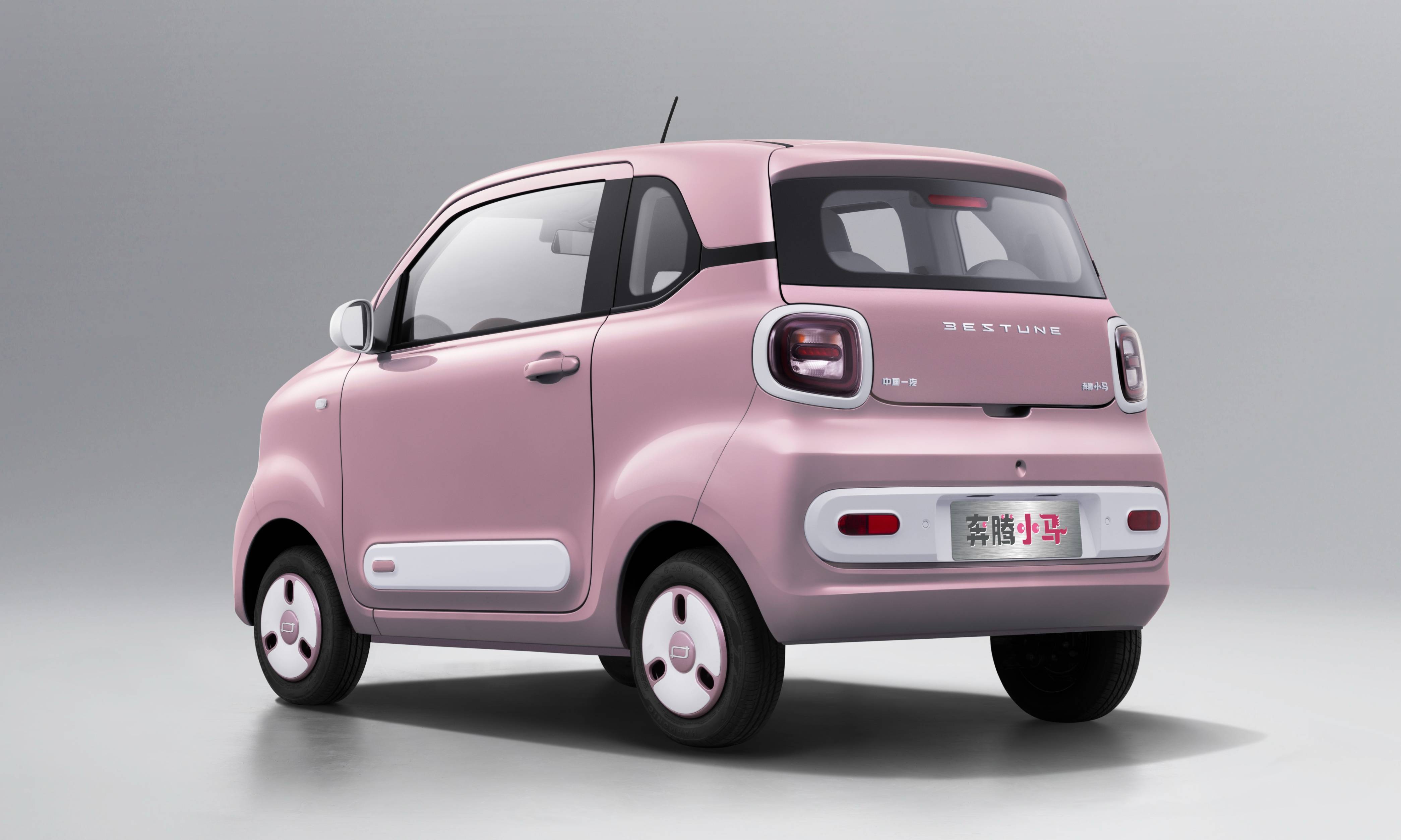 奔腾小马“奶咖棕”新色上市 最低0.99万入手