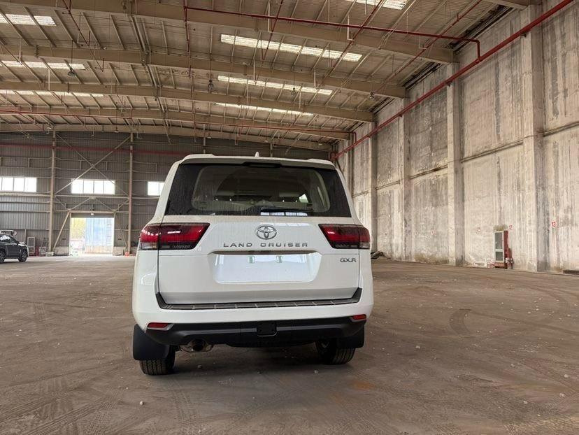 天津华夏安邦名车兰德酷路泽中东版提供试乘试驾 目前优惠高达34.8万元