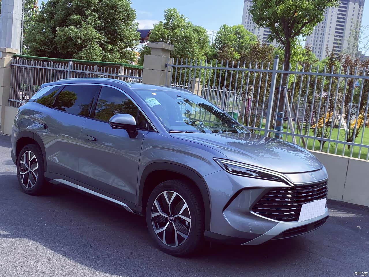 龙泉驿宋L DM-i优惠高达2.70万 最低仅售11.12万