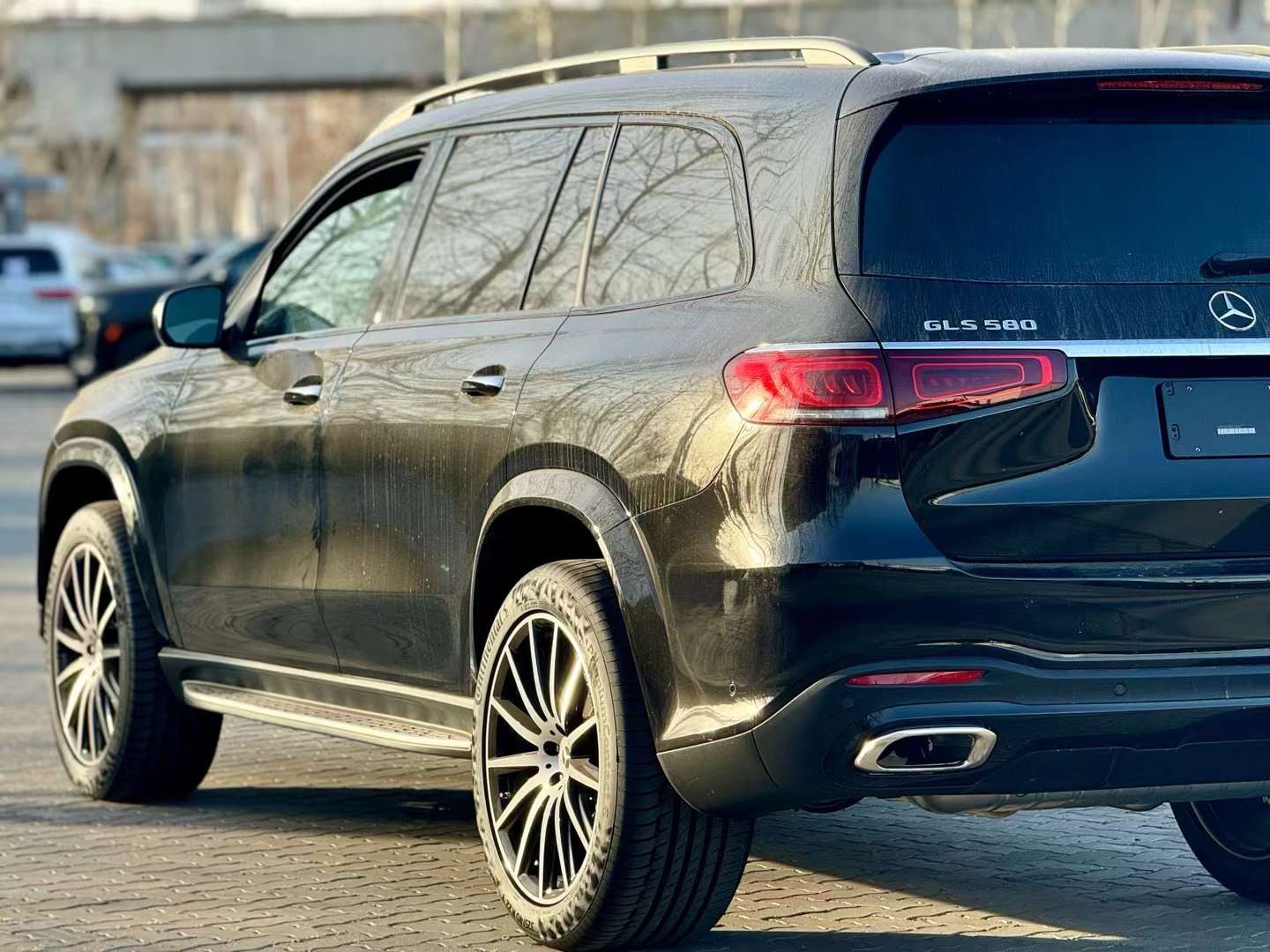 奔驰G级报价181万起 欢迎试乘试驾