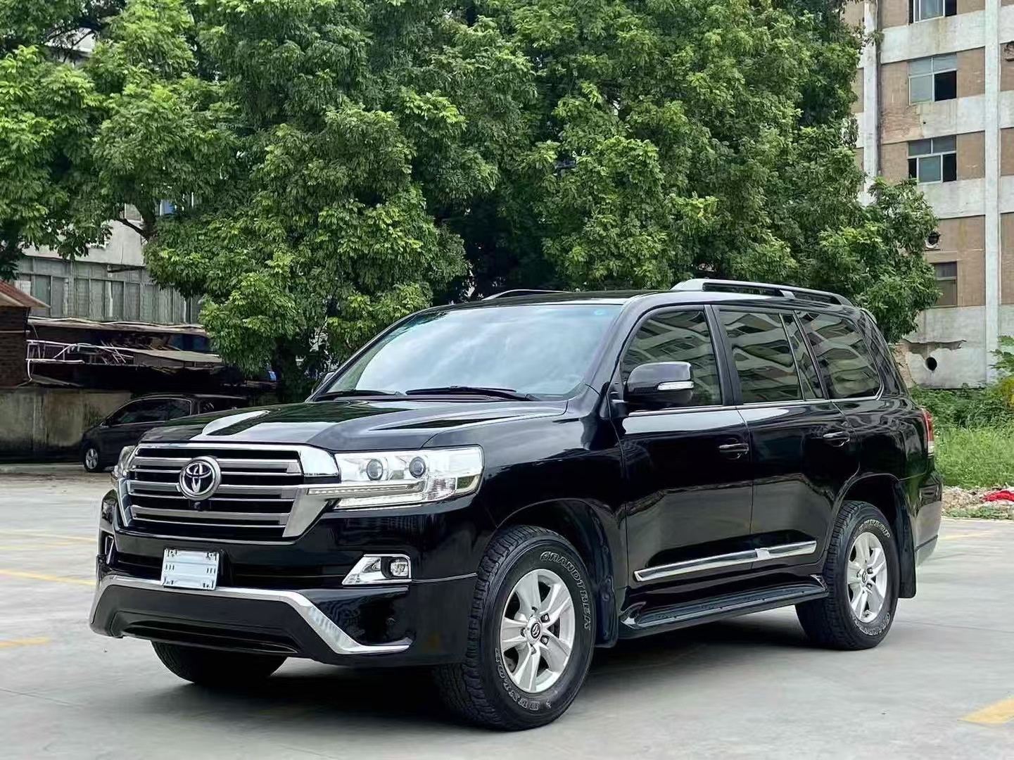 平行进口丰田兰德酷路泽中东版价格优惠37万