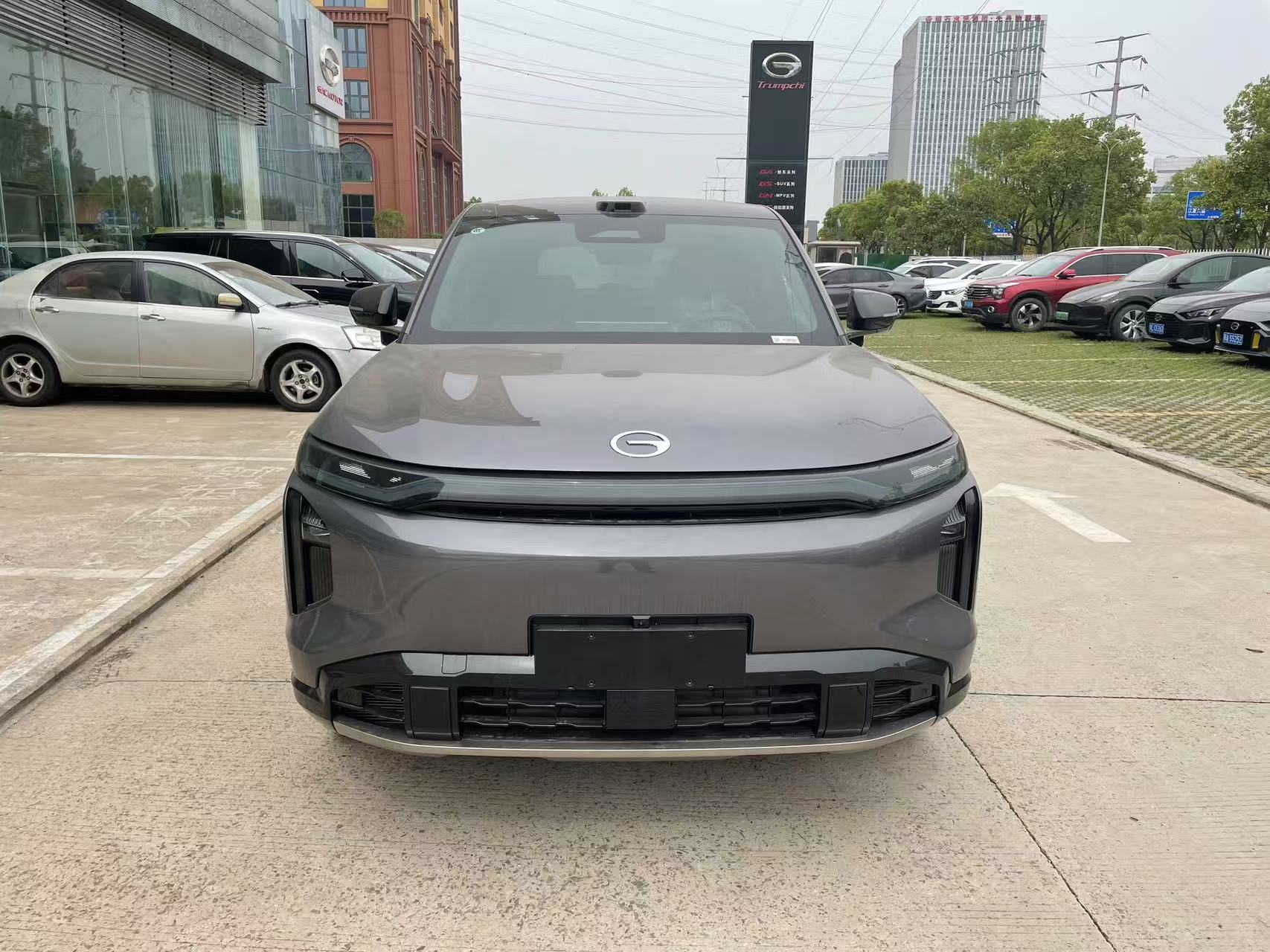 Momenta最新R6飞轮大模型 首批在传祺向往S7上车