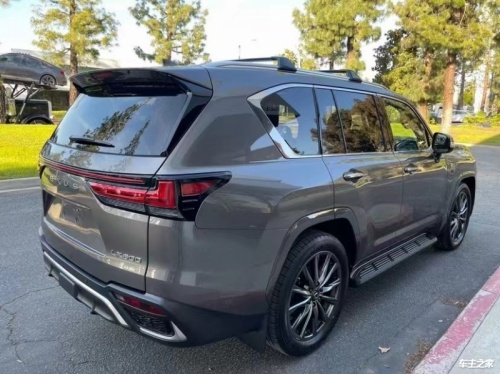 成都雷克萨斯GX中东版最高优惠20万 欢迎试乘试驾