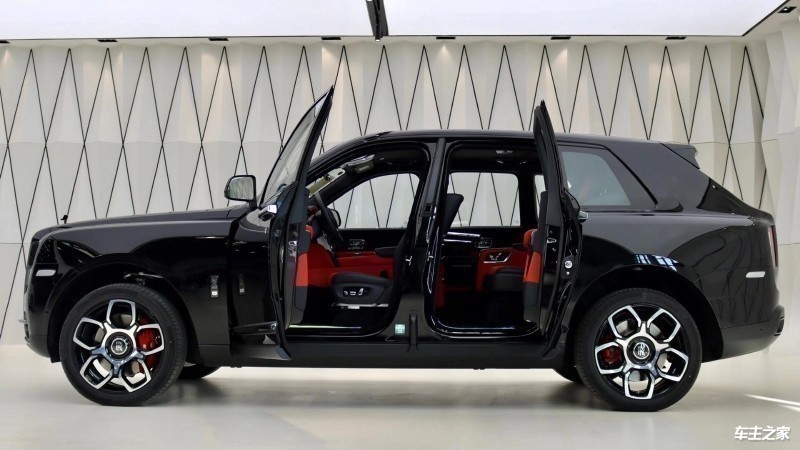 现购库里南让利直降65万 欢迎上门试驾