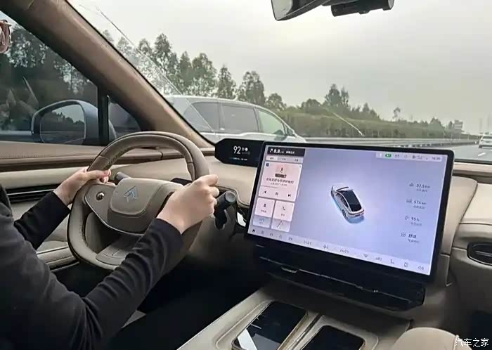 温江昊铂SSR最新报价128.60万起 暂无优惠