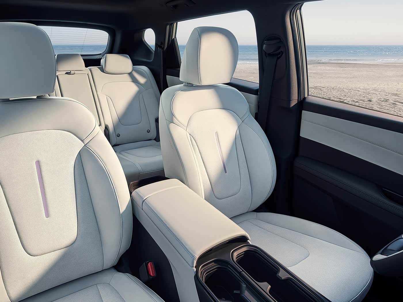 合资“底色”击穿“底价”,北京现代EO羿欧上市11.98万起售