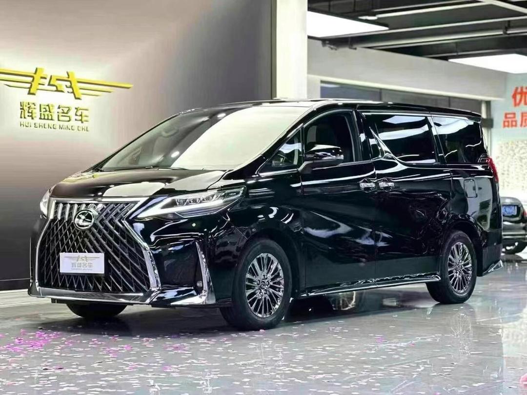 皇冠威尔法双擎版正式发布，搭2.5L混动系统