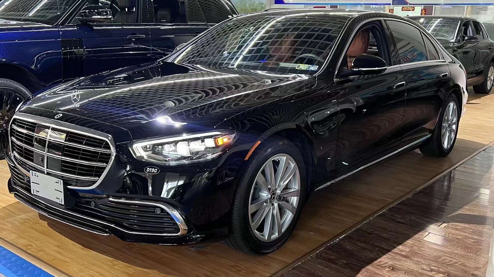 平行进口奔驰S580 四驱 长轴加版最高让利6万 欢迎垂询