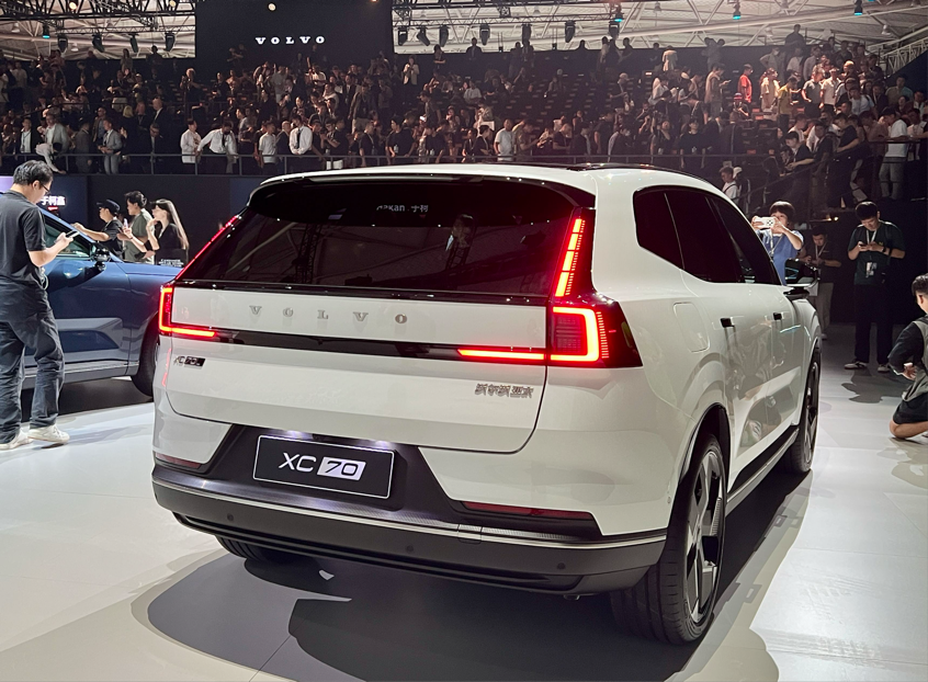 全新沃尔沃XC70将8月27日开启预售