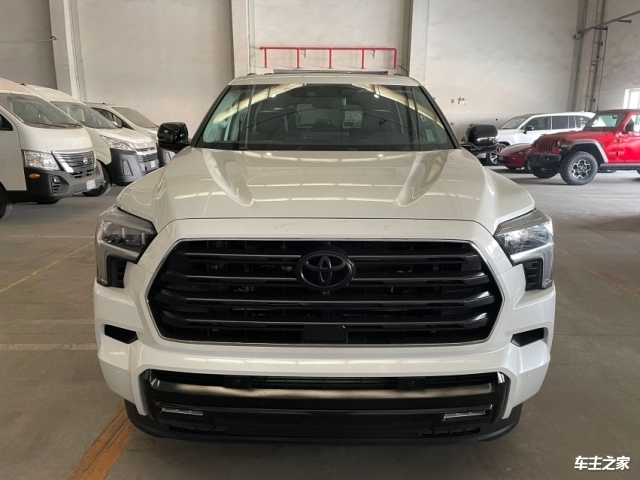 2024款全新丰田红杉购车优惠10万-20万起