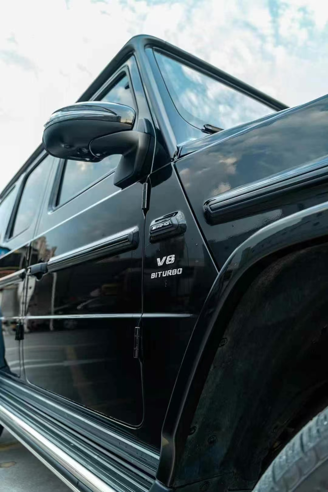 2024款奔驰G63现车本家海外直采价优惠25万 售全国