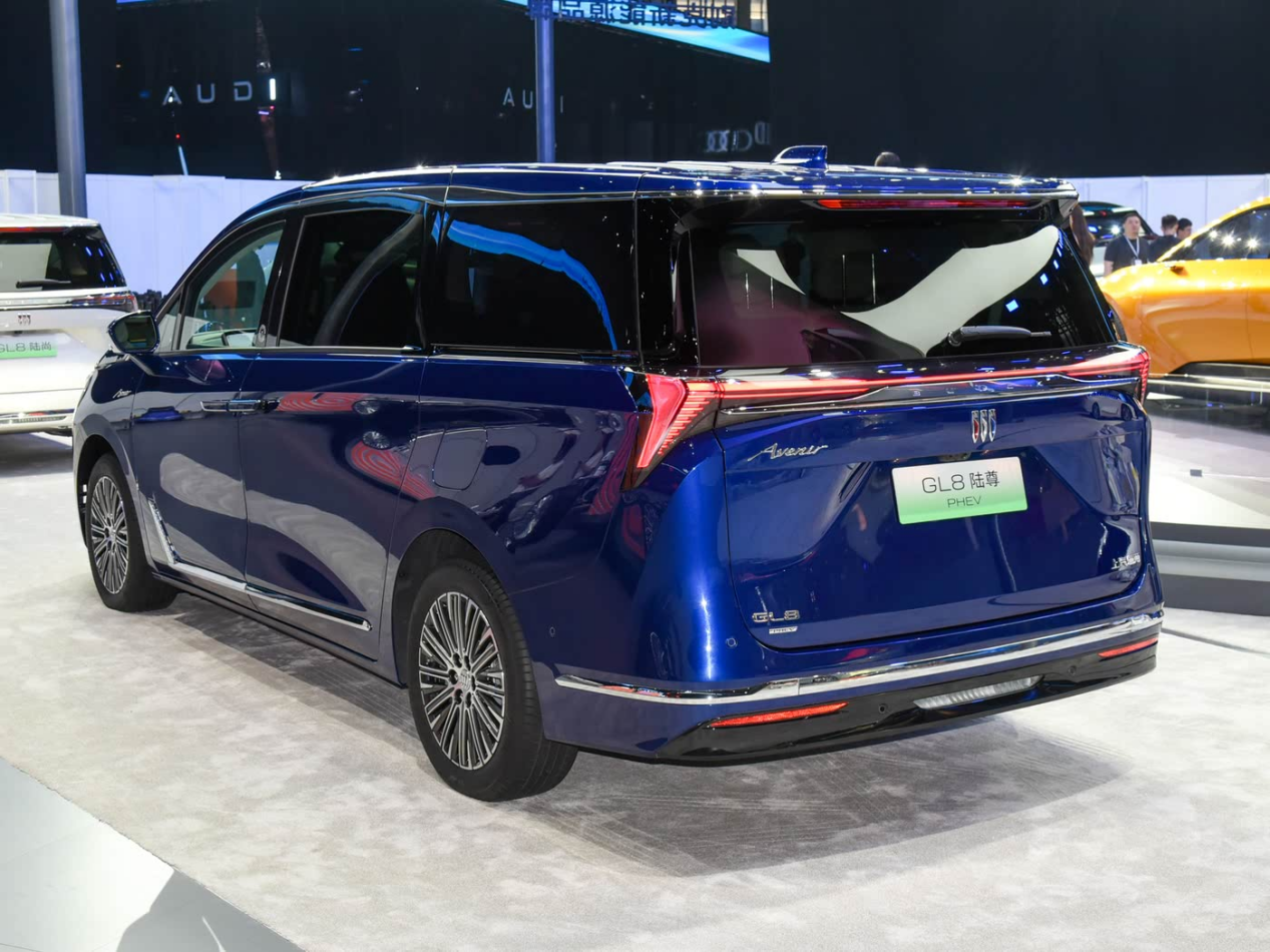 新款别克GL8 陆尊PHEV将8月26日上市