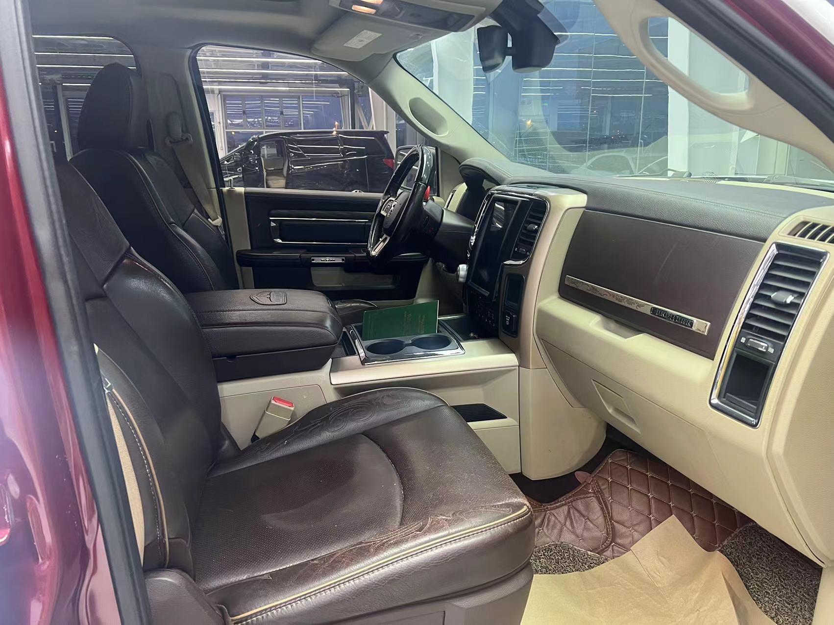 道奇公羊长角号进口皮卡降价 配置解读