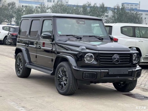 奔驰G级售价181万起 售全国