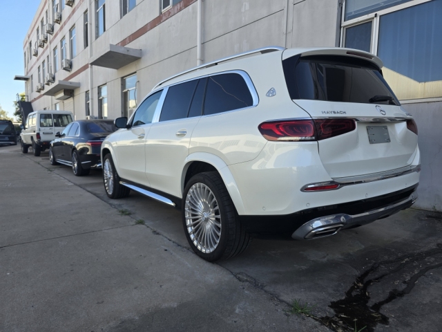 2024款奔驰迈巴赫GLS600 港口现车报价