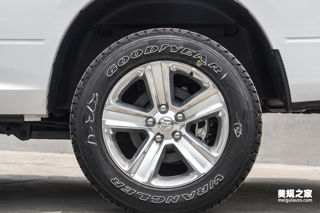 成都公羊加版团购价格52万起 欢迎到店试驾