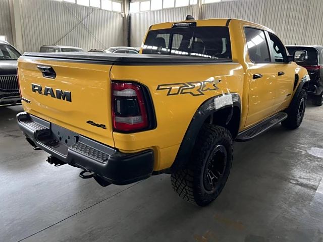 2023款美版道奇霸王龙TRX搭载6.2L动力十足劲