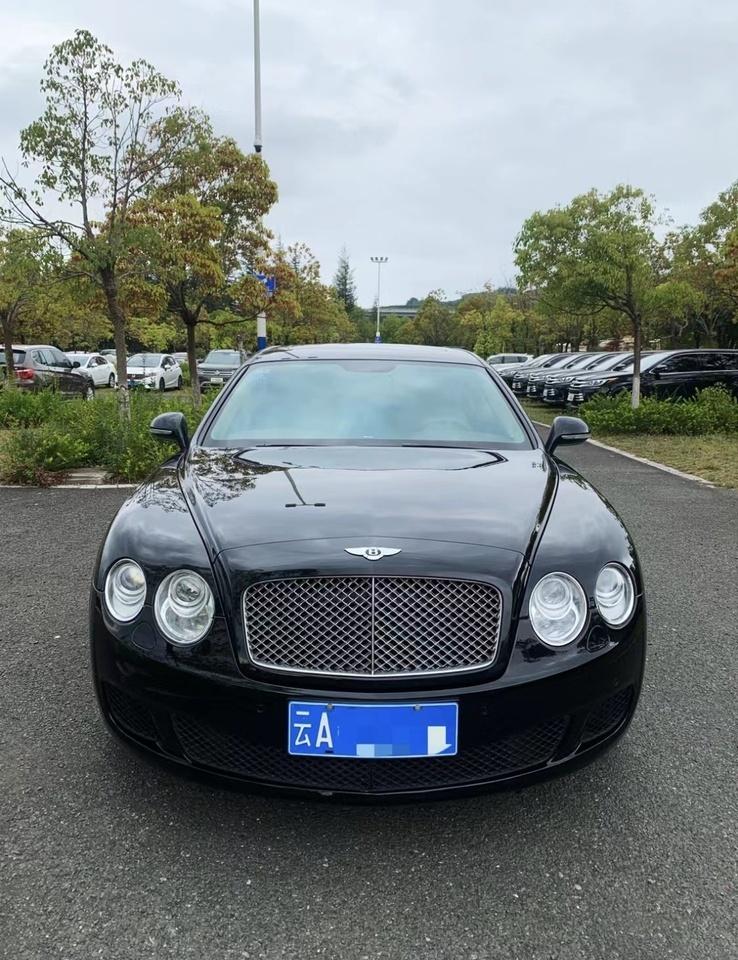 现购飞驰让利28万 仅251万可入手