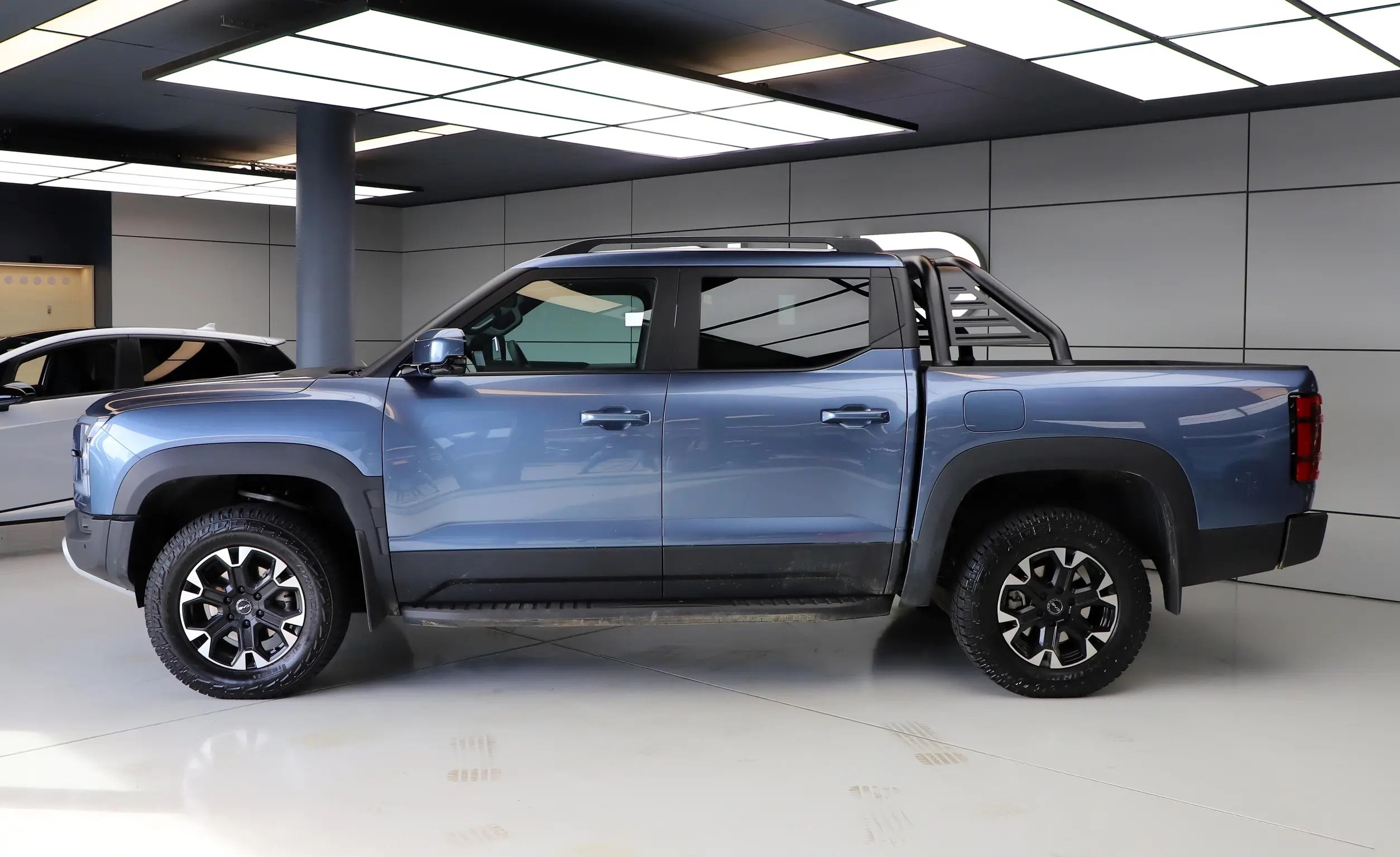 现购添越享41.2万优惠