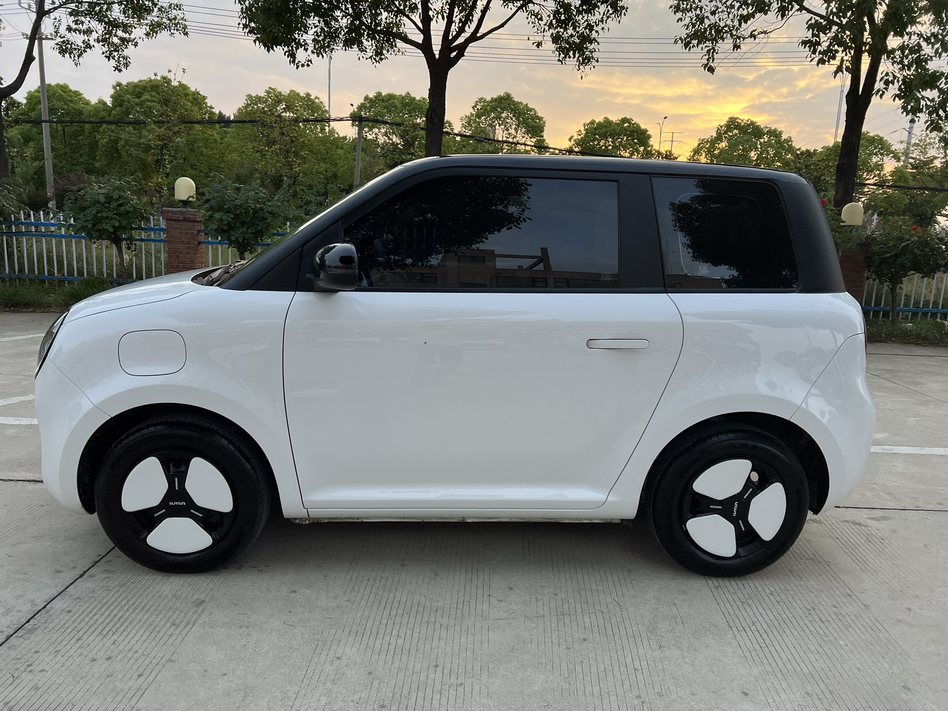 成都长安Lumin降1.10万 仅2.79万可入手