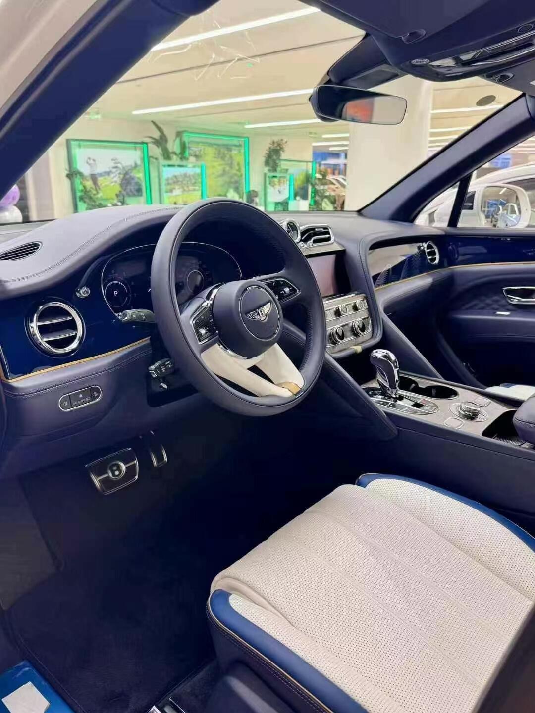 2024款宾利添越S最新报价 时尚运动风格 可预订