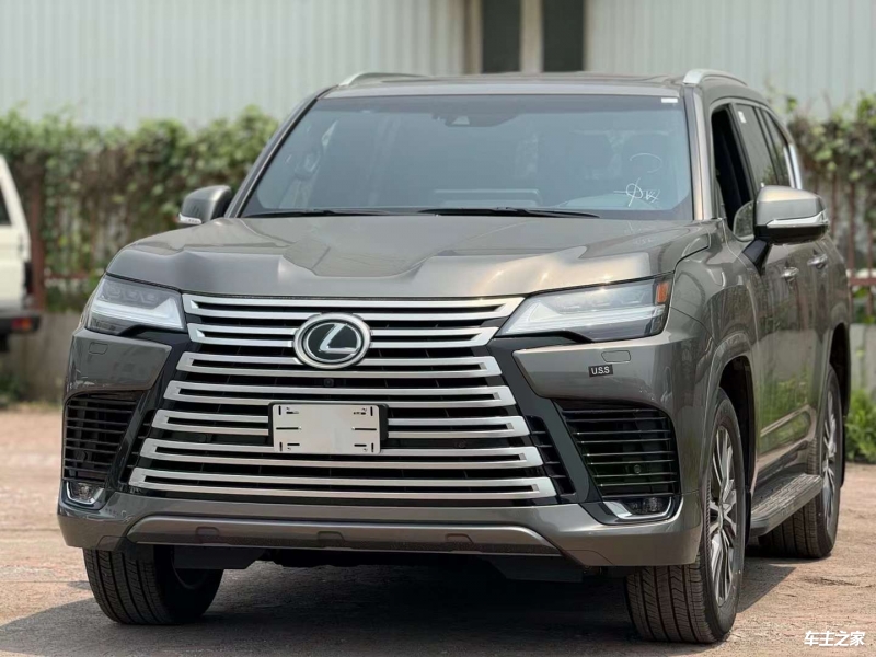 现购雷克萨斯LX墨版让利直降1万 仅179万可入手