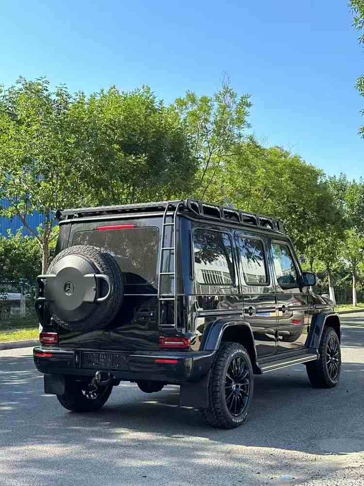 2024款奔驰G350霸气十足吸睛夺目