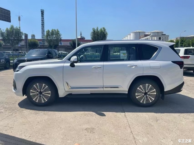 新款进口雷克萨斯LX美规版配置动力详细解读