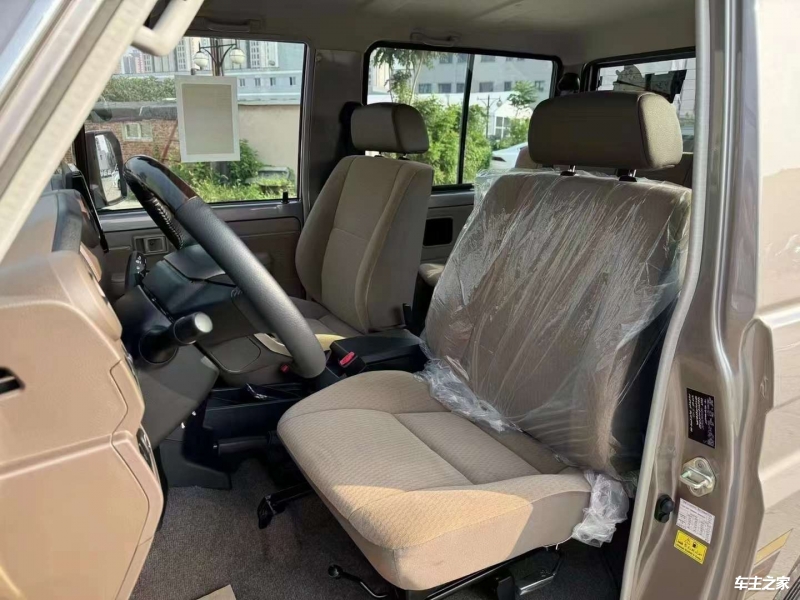 购酷路泽70系列中东版享38.8万优惠 欢迎到店试驾