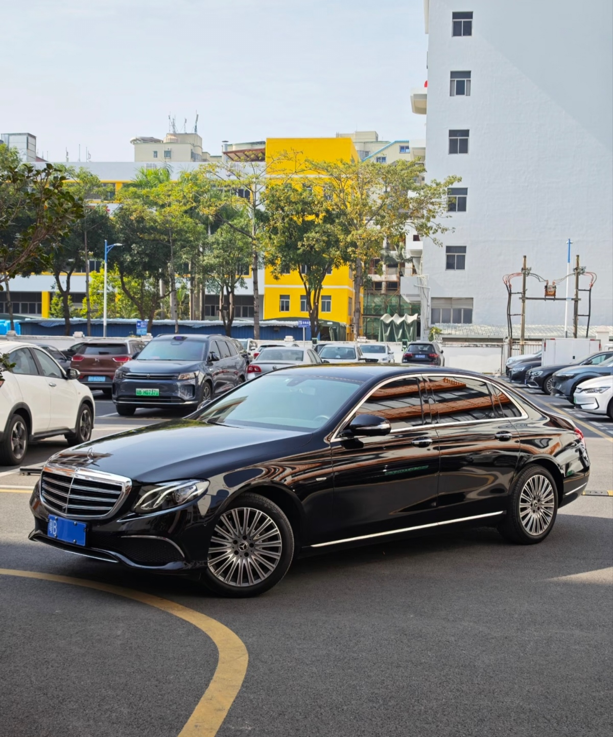 2019奔驰V级墨版团购价格51万起 欢迎试乘试驾