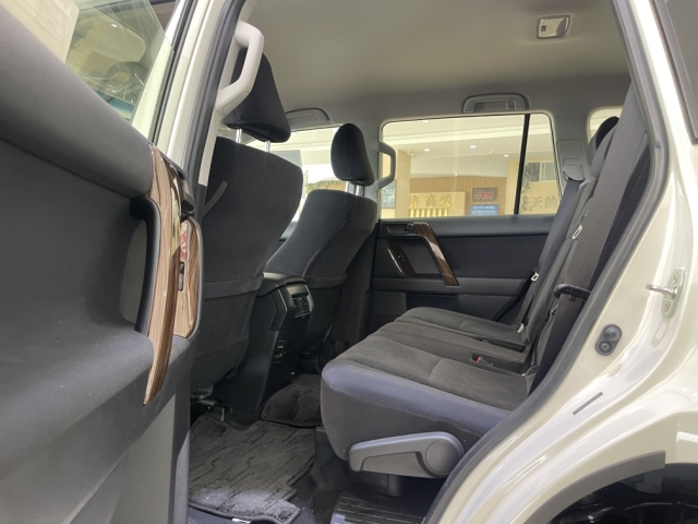 2023款丰田霸道2800柴油版2.8T手续全