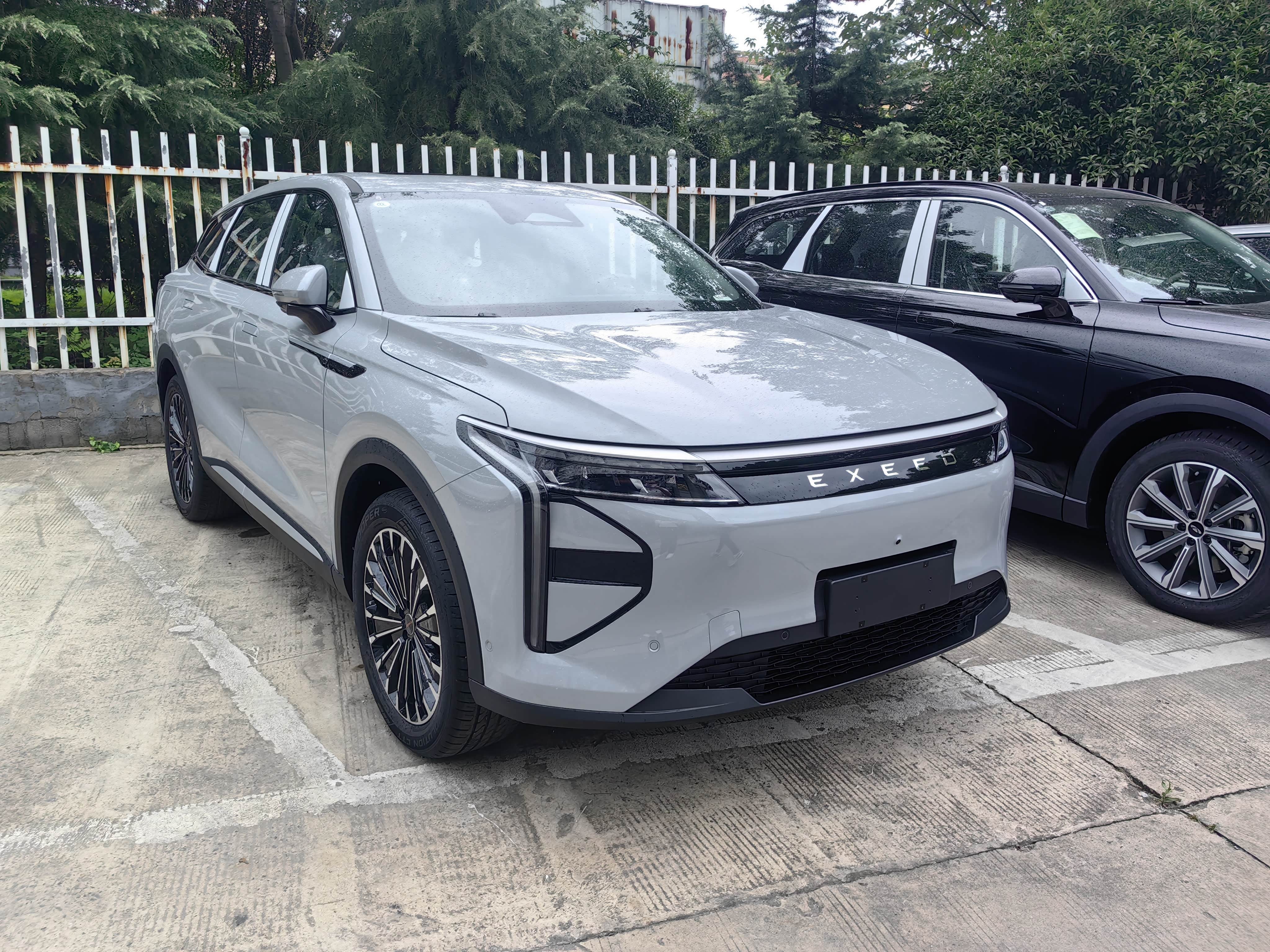 成都瑶光C-DM报价13.99万起 暂无优惠