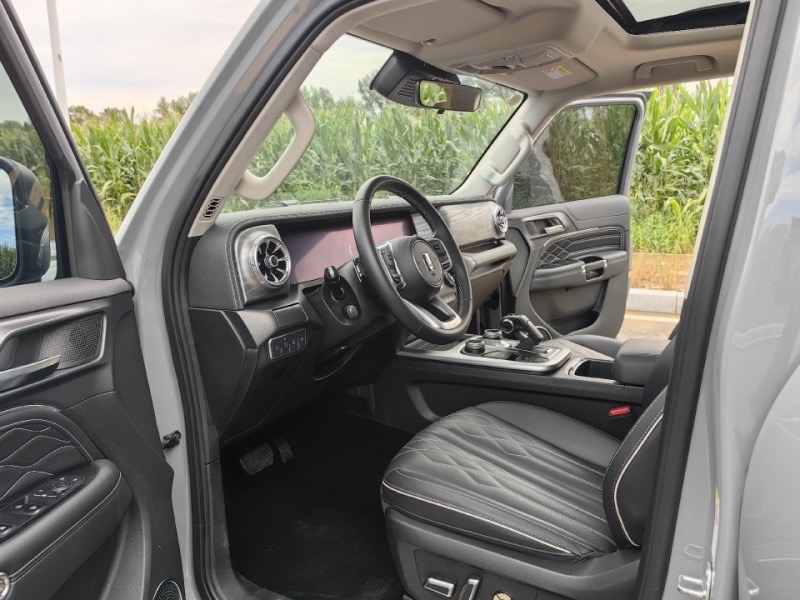 加版2024款坦途LTD 精致豪华内饰口碑很好