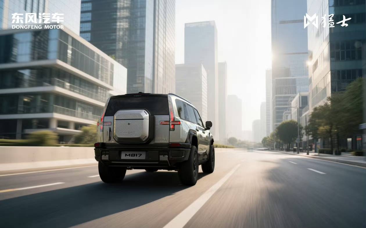 猛士M817新增顶配车型上市 售价36.99万